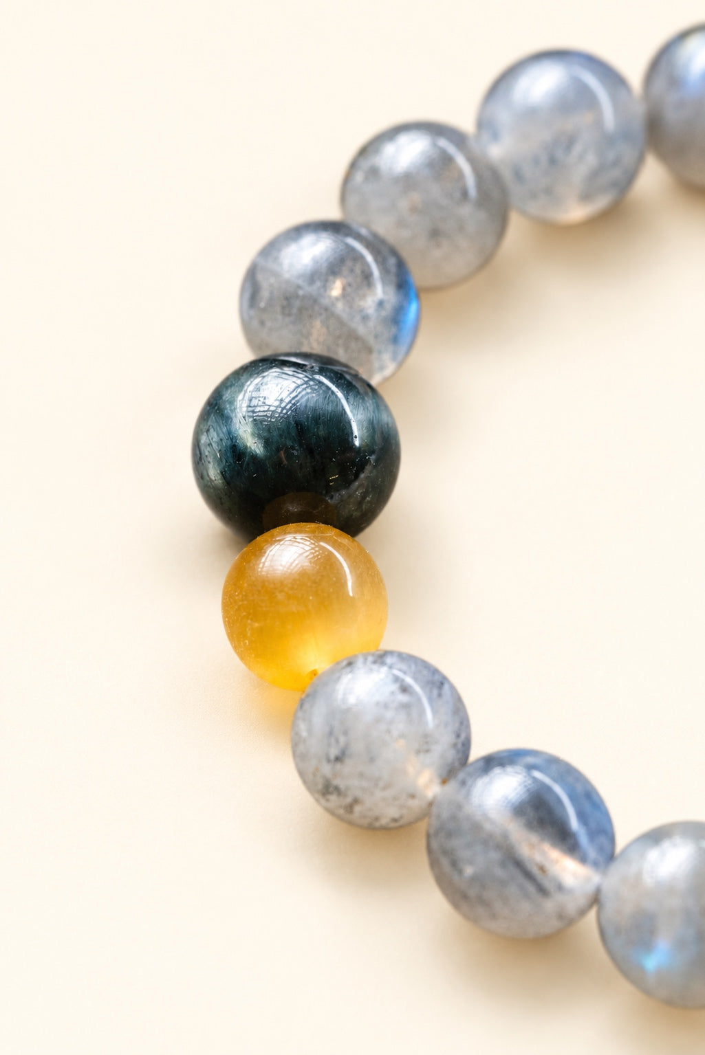 Transformation Moonlit Becoming Grey Moonstone Handmade Bracelet·Metal｜Refinement