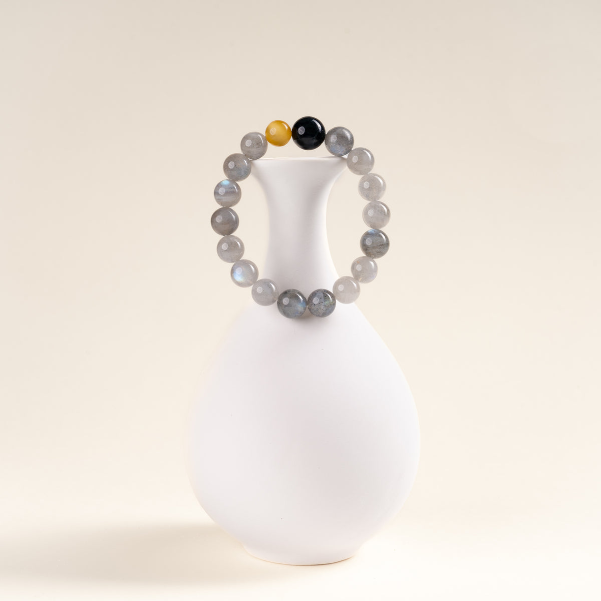 Intuition Transformation Ever Bright Moon Moonstone Tiger's Eye Handmade Bracelet·Metal｜Clarity — atmosphere image 1