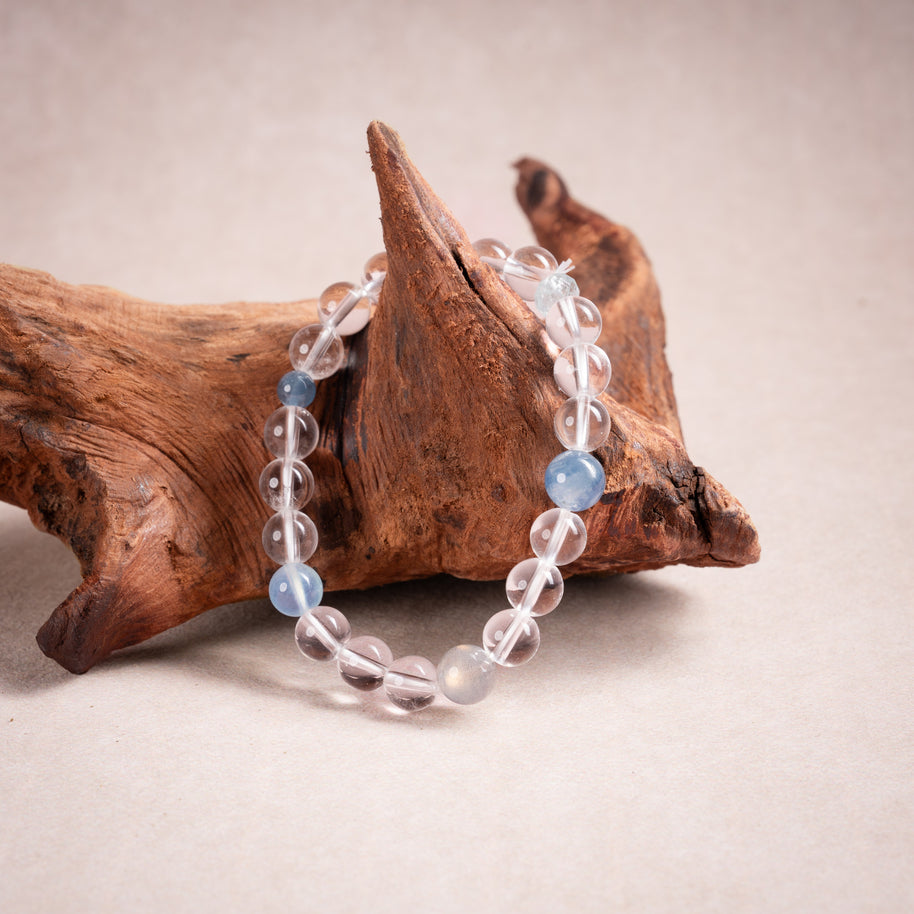 Source Connection Intuition Frosted Clarity Clear Quartz Aquamarine Handmade Bracelet·Metal｜Clarity — atmosphere image 1