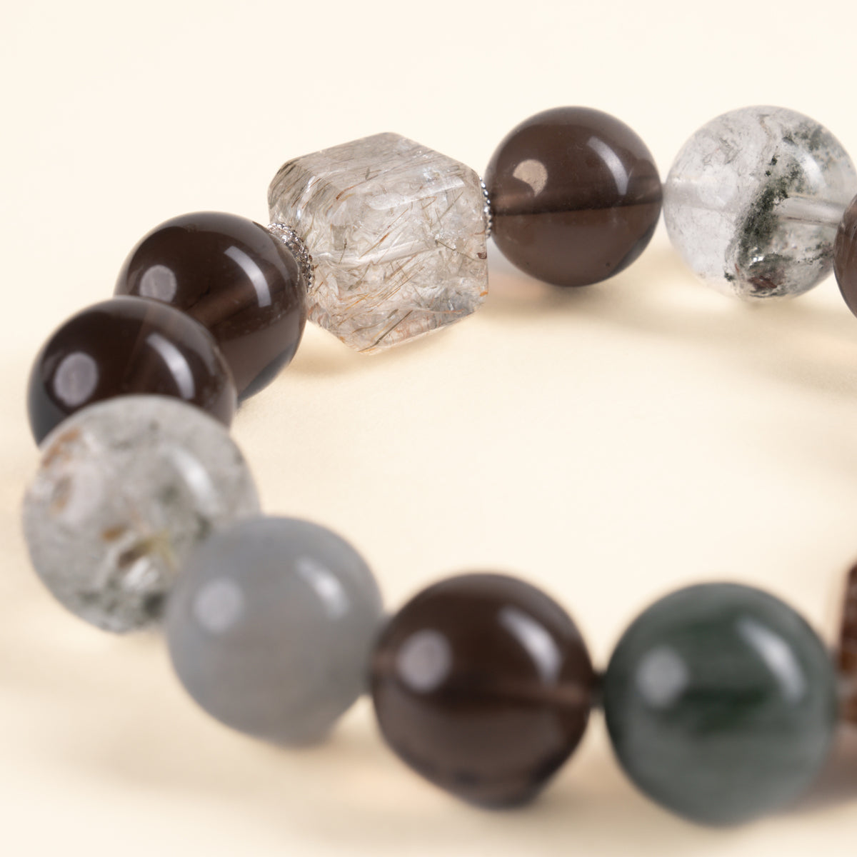 Transformation Cleansing Moonlight Drift Phantom Quartz Smoky Quartz Handmade Bracelet·Metal｜Clarity — detail image 2