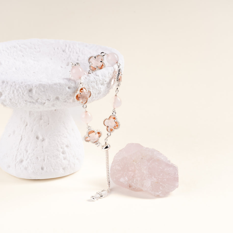 Love Self-Love Blush of Feeling Rose Quartz Handmade Clover Charm Bracelet·Fire｜Passion — atmosphere image 1