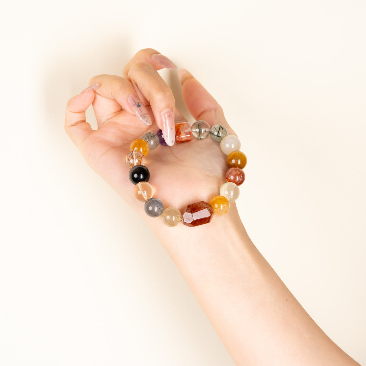 Handful of Autumn — Detail view 5
