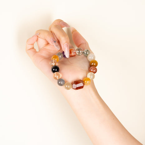 Handful of Autumn — Detail view 5